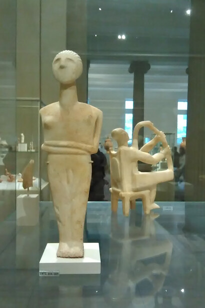 Marble Cycladic figurine, Greek and Roman Department, Metropolitan Museum, New York, USA