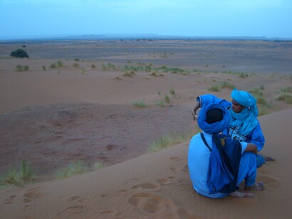 Gli uomini blu nel deserto marocchino