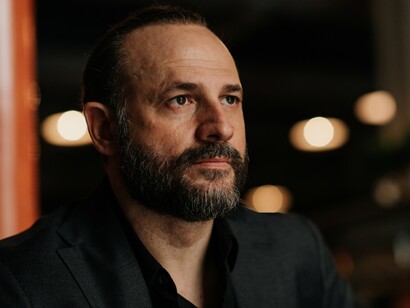 Nel corso della sua carriera, ha recitato in diverse produzioni cinematografiche e televisive, tra cui "Suburra", "Io ti cercherò" e "La voce – Il talento può uccidere". ​Francesco Sechi ph Alessandro Pensini