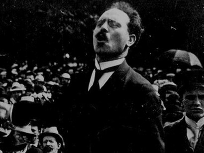 Karl Liebknecht (1871-1919), cofundador de la Liga Espartaquista: los espartaquistas fueron de los pocos en Alemania y en Europa que alzaron la voz contra la guerra
