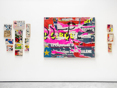 Jacques Villeglé, Urban language, exhibition view. Courtesy of Modernism Inc. 