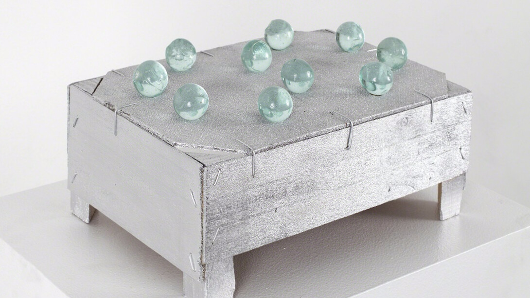 Tony Feher, Untitled , 2007. Courtesy of Anthony Meier Fine Arts