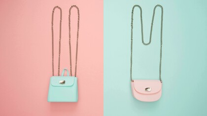 A escolha da bolsa ideal depende sobretudo do material, do tamanho e da cor que melhor se adaptem ao seu estilo e às suas necessidades diárias. Materiais duráveis, como couro natural ou opções veganas de boa qualidade, tendem a resistir mais ao tempo, enquanto tecidos e acabamentos especiais exigem atenção extra. O tamanho deve ser definido pelo que você realmente carrega no dia a dia, e a cor precisa conversar com a paleta predominante do seu guarda-roupa — preto para tons frios e sóbrios, marrom para looks vibrantes ou terrosos e bege para combinações suaves. Por fim, mais importante do que marcas famosas é escolher um modelo bem estruturado, com acabamento de qualidade e que funcione para o seu estilo de vida