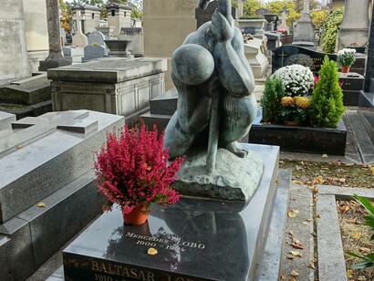 Tomba al cimitero di Montparnasse, Parigi, Francia