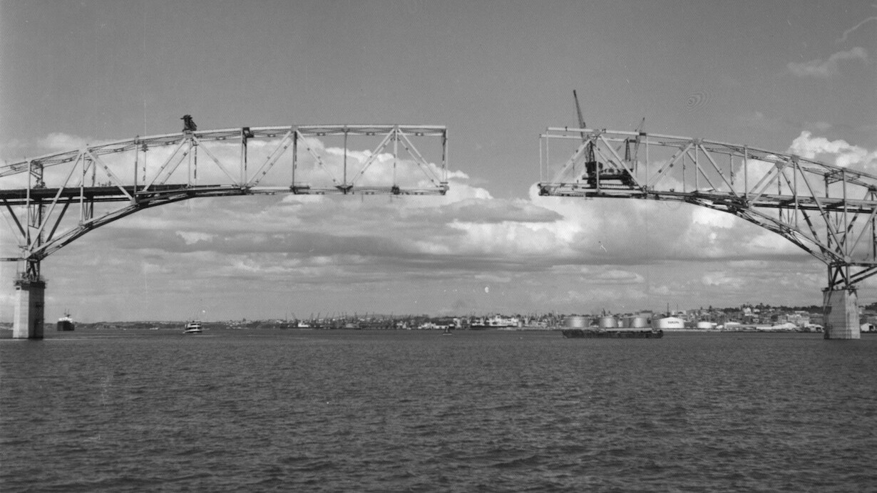 Te tūhononga o Waitematā bridging the Waitematā, piece in exhibition. Courtesy of MOTAT