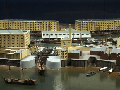City and River. Courtesy of Museum of London Docklands