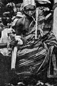 "El rey de Abomey", fotografía, Jean Baptiste Joseph Marie Pascal, 1900