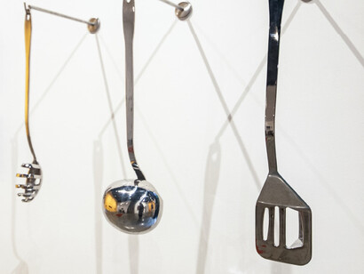 Varios artistas, El sueño de las cosas, vista de exhibición. Cortesía de Galería La Cometa 