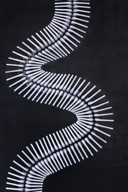 Géraldine Cario, Réparation VII, 60 cm x 90 cm
(23,6 inches x 35,4 inches), Bois, aluminum, résinepolypropylène, 2015