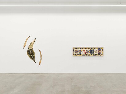 Faith Wilding, Inside, outside, alive in the shell, exhibition view. Courtesy of Anat Ebgi