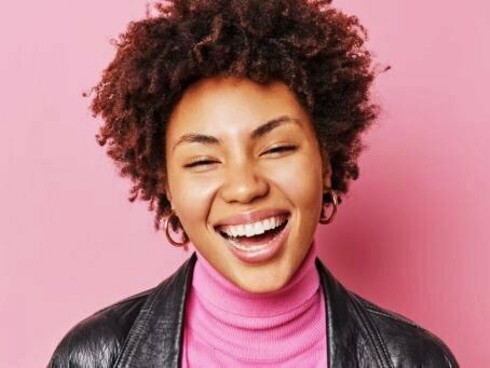 Para não se engasgar num trava-língua, é só falar devagarinho, sentindo cada movimento do som. E viva o ritmo da sabedoria popular com talento e habilidade do povo



