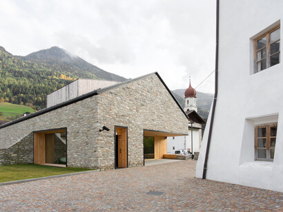 Architetture recenti in Alto Adige. Courtesy of Merano Arte