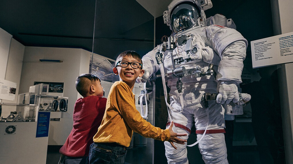 Vivre en orbite, la Station spatiale internationale, vue d’exposition. Avec l’aimable autorisation d’Ingenium. Musée de l’aviation et de l’espace du Canada