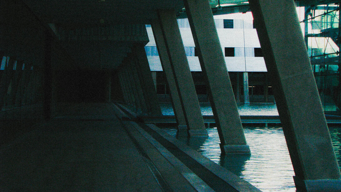 A urbanização intensa alterou os ciclos naturais e intensificou as enchentes urbanas. Conheça como as cidades esponjas e os pavimentos permeáveis podem melhorar a infiltração e reduzir o impacto das enchentes