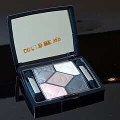 Pierre Sportolaro, ça pourrait être moi, poudrier Christian Dior, tampon à la céramique, 2015