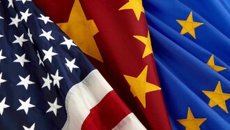 Banderas de EE. UU., China y la UE