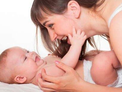 Según el estudio, los cambios en el cerebro afectan a áreas asociadas con funciones necesarias para gestionar los retos de la maternidad