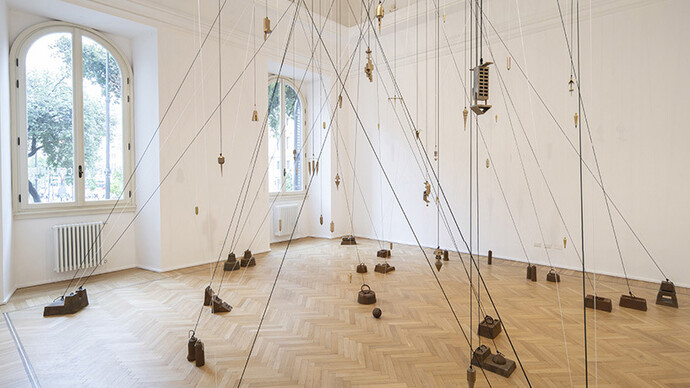 Carlos Garaicoa, I giardini di Piranesi, vista della mostra. Cortesia di Galleria Continua