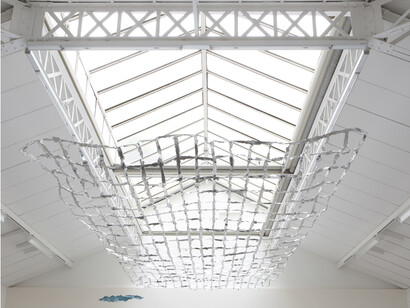 Lili Reynaud-Dewar, I Don't Know What a Conceptual Artist Looks Like 2, 2012, Vidéo blanc & noir (sans son) / Black & white video (mute), 2 min 37 sec, © Lili Reynaud-Dewar, © Photo. Fabrice Seixas, Courtesy the artist and kamel mennour, Paris
