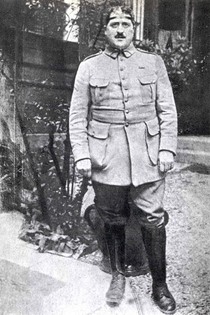 Guillaume Apollinaire in veste militare
