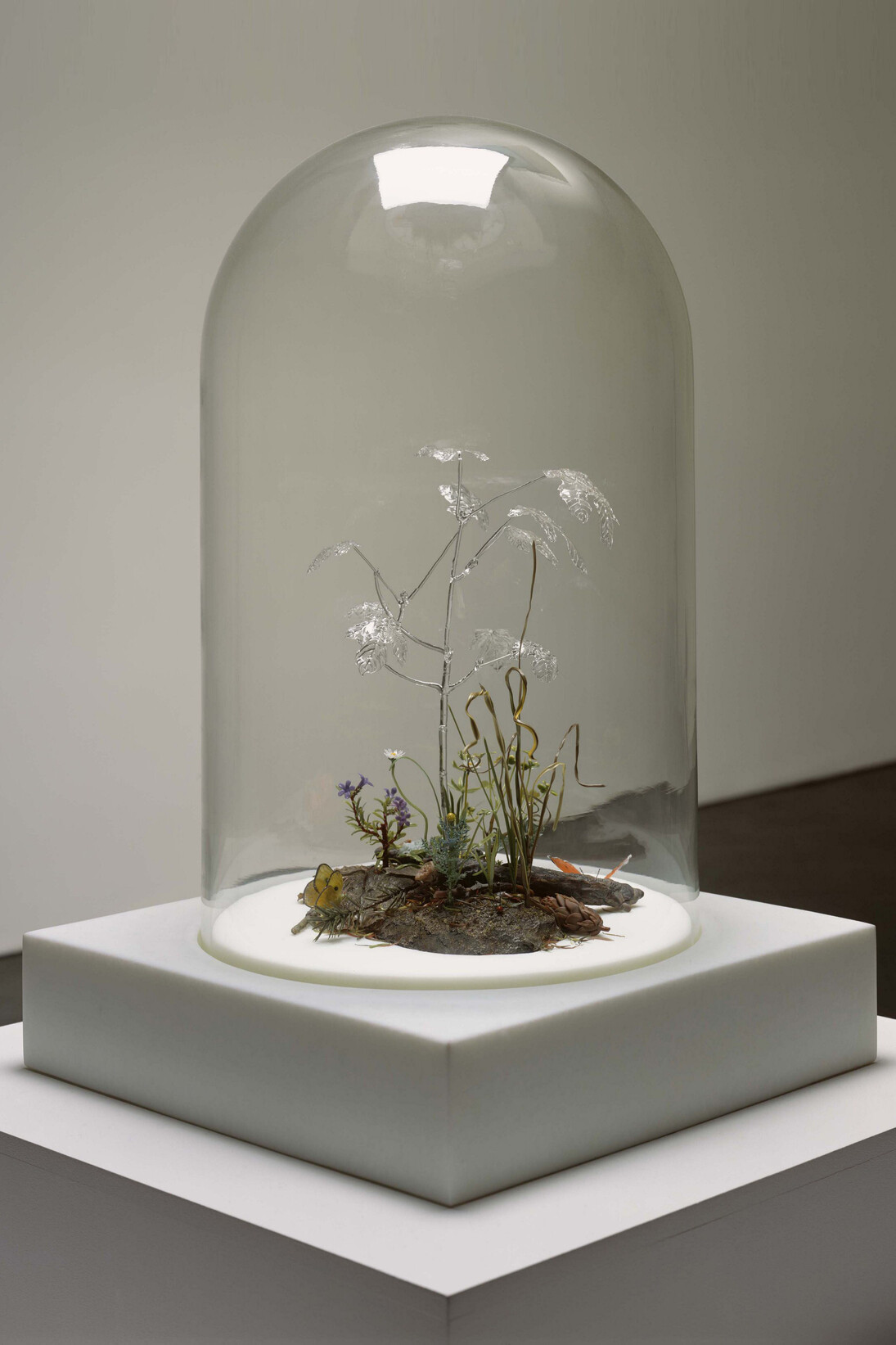 Jim Hodges. Ghost, 2008. Glass sculpture in multiple parts. 35 x 22 x 22 (Bell jar and glass base); 5 x 22 x 22 (glass base). © Jim Hodges.