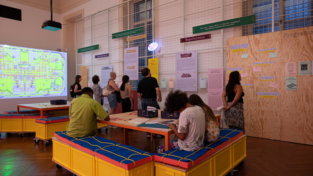 Open space. Ein raum für viele stimmen, ausstellungsansicht. Mit freundlicher genehmigung des Weltmuseums Wien