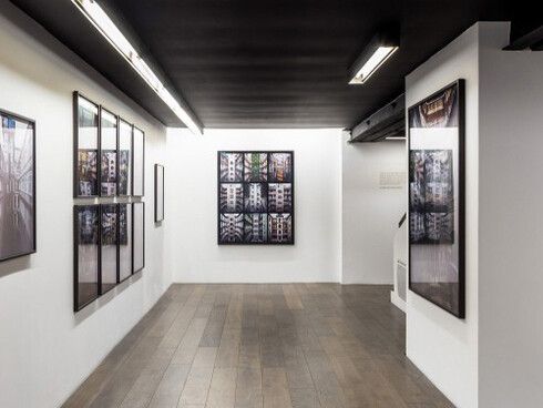 Yves Marchand & Romain Meffre. Courtesy of Polka Galerie
