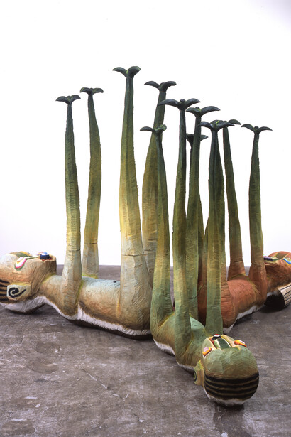 Izumi Kato, Untitled, 2010, Bois, huile, acrylic, pierre et fer, 65 1/4 x 90 1/2 x 90 1/2 inches / 166 x 230 x 230 cm, Photo: Ikuhiro Watanabe, Courtesy Galerie Perrotin