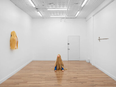 Josh Rabineau, Tender split, exhibition view. Courtesy of Fragment Gallery