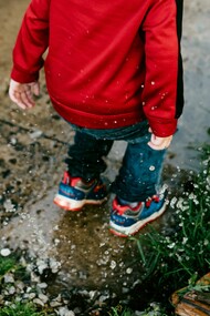 El juego y cierto nivel de riesgo resultan indispensables para que los niños crezcan sanos 