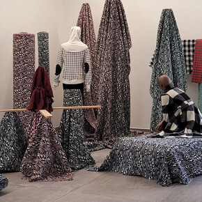 Fransje Killaars, Shelter dress, exhibition view. Courtesy of Galerie Maurits van de Laar