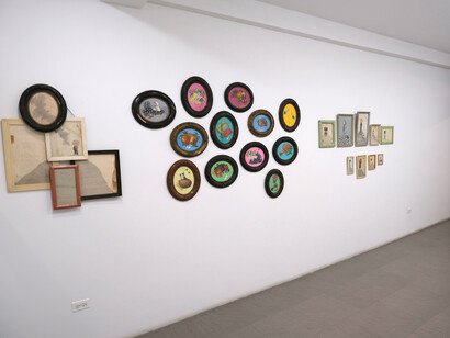 Dan Barry, As funny as it may seem, exhibition view. Courtesy of Bert Green Fine Art
