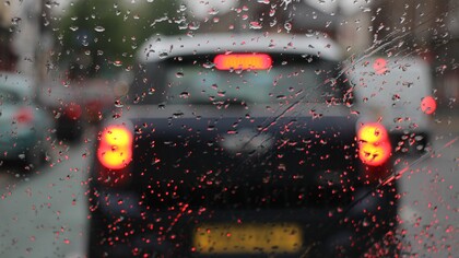 Menos mal que las luces de freno son automáticas