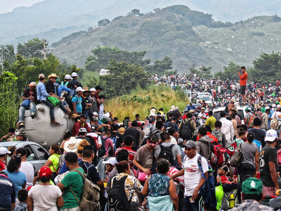 Caravana migrantes centroamericanos intenta alcanzar los EE. UU. a pesar de los riesgos que supone