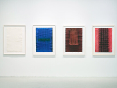 Sohan Qadri, In search of transcendence, exhibition view. Courtesy of Sundaram Tagore Gallery