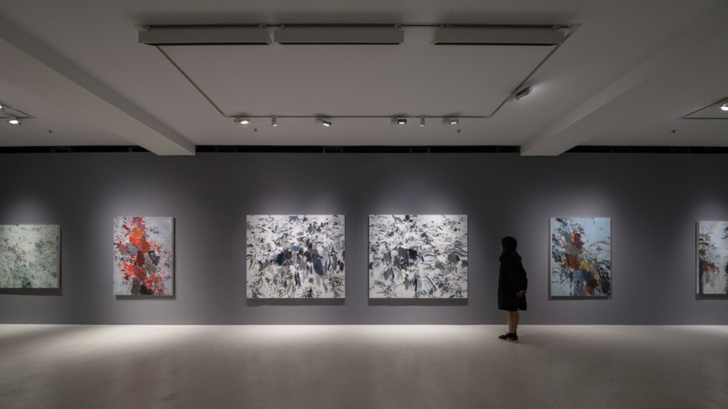 Motives of Lines. Courtesy of Pearl Lam Galleries 
