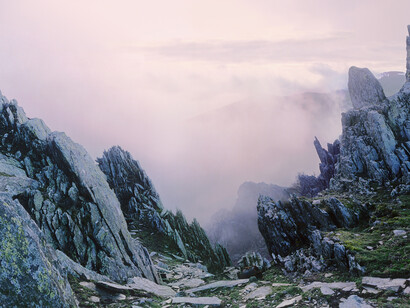 Ori Gersht, Evaders, Far of Mountains and River, 2009
