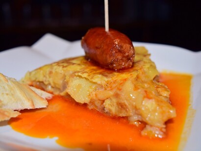 Pintxo de tortilla con chistorra