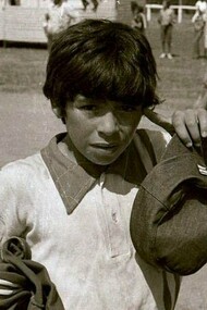 Diego Armando Maradona participando junto a "los Cebollitas" de los torneos Evita de 1973