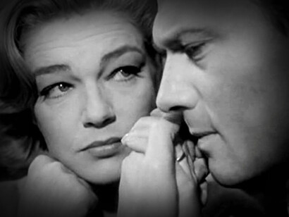 Simone Signoret y Laurence Harvey, protagonistas de la pelicula 'Room at the top' (1959)