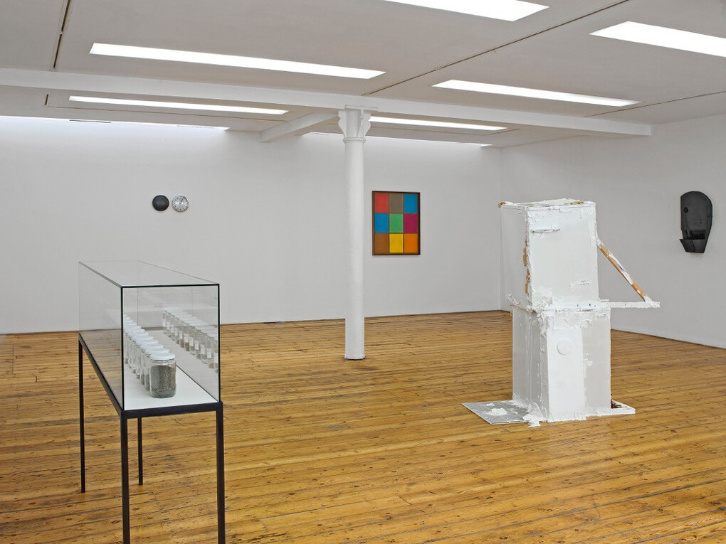 Thomas Rentmeister, Untitled, 2014, cardboard, wood, glass, 107 x 86 x 4,5 cm, Courtesy the artist and Sprovieri, London
