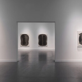 Ali Kaaf, The fire’s edge, exhibition view. Courtesy of Ayyam Gallery