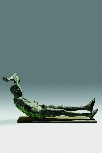 Elisabeth Frink, Dying King, 1963, Bronze, H: 90.2 cm (35.5 inches) W: 198.1 cm (78 inches), Edition of 3