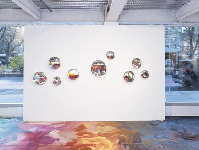 Austin Fields and Pàulla Scàvazzini, Between Utopias and the abyss, exhibition view. Courtesy of Kaliner Gallery