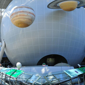 Scales of the Universe. Courtesy of American Museum of Natural History