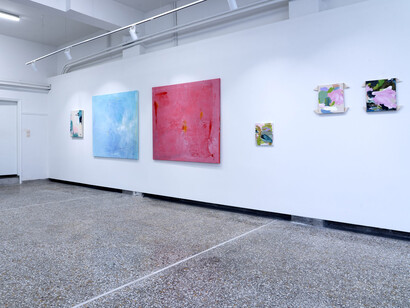 Various artists, Beyond form, exhibition view. Courtesy of Nitra Gallery