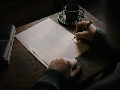 La gente se autoedita y presenta una nueva cara de sí mismo, si el interlocutor cambia