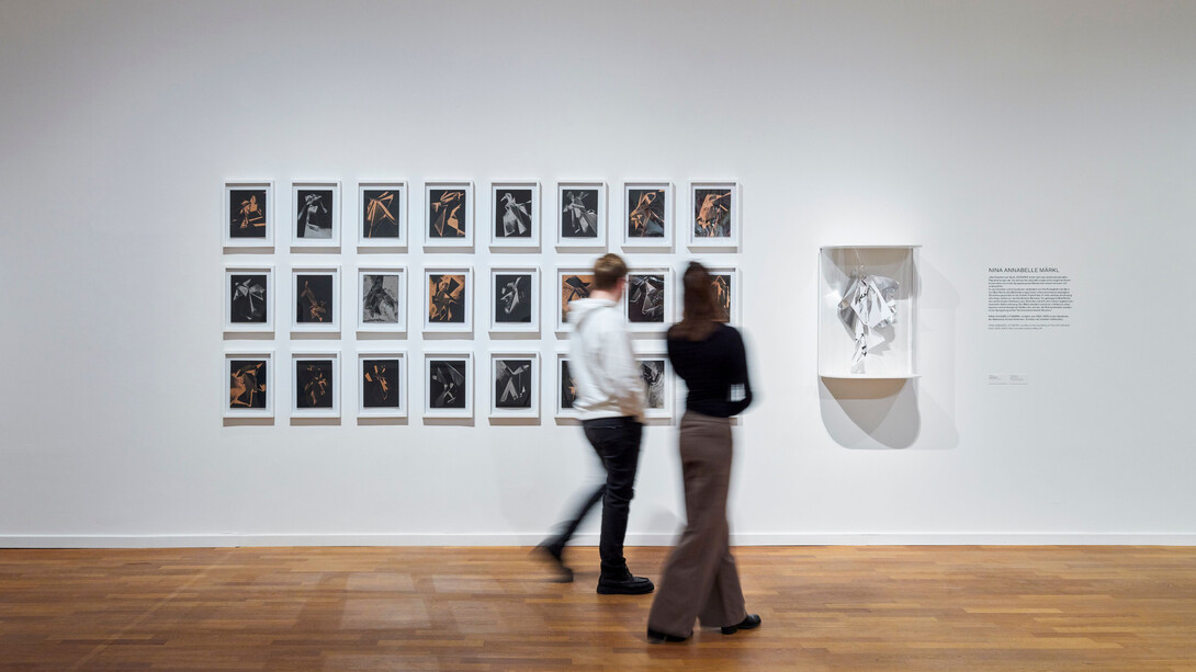 Verschiedene künstler, Künste · frauen · netzwerk – 100 jahre Gedok, ausstellungsansicht. Mit freundlicher genehmigung des Museums für Kunst und Gewerbe Hamburg