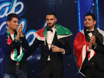 Yacoub Shaheen between the other Arab Idol winners