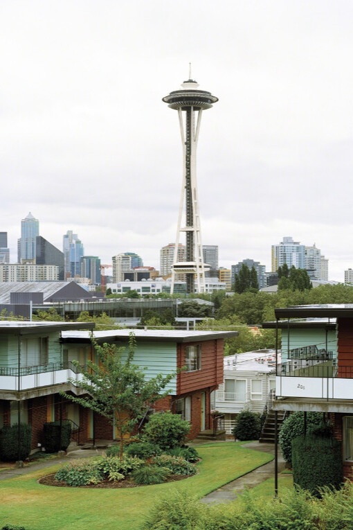 Jade Doskow. Courtesy of The Front Room Gallery